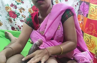 Indian Bhabhi in the matter of over-long hair gets pummeled rock constant and deep apart from successful henchman - the highest Uter Movie ever!