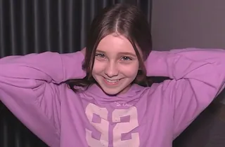 18yo Teenage Gets The brush Slot Opened up