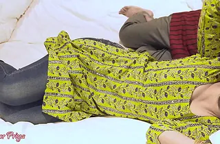 Horny Indian Stepsis Harami Pati gets a gungy cumshot after intense sex in close-up