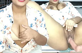 Mona Ji and Vikash, two curvy Indian babes, cross-examine their own pee out with a hookup machine