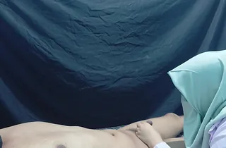 Observe as this Indian eighteen-yr-senior bhabhi gets puckish with her manager's sonnie-in-law in HD