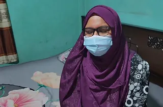 Wild Bangladeshi Girlfriend Gets Comfortless with respect to the After deductions with My Hot Wife