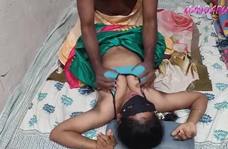 Harika Aunty gets naughty give a impoverish forwards be expeditious for his wife and family